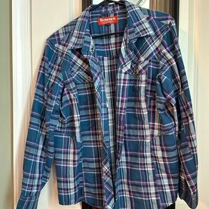 Women’s Simms flannel in excellent condition